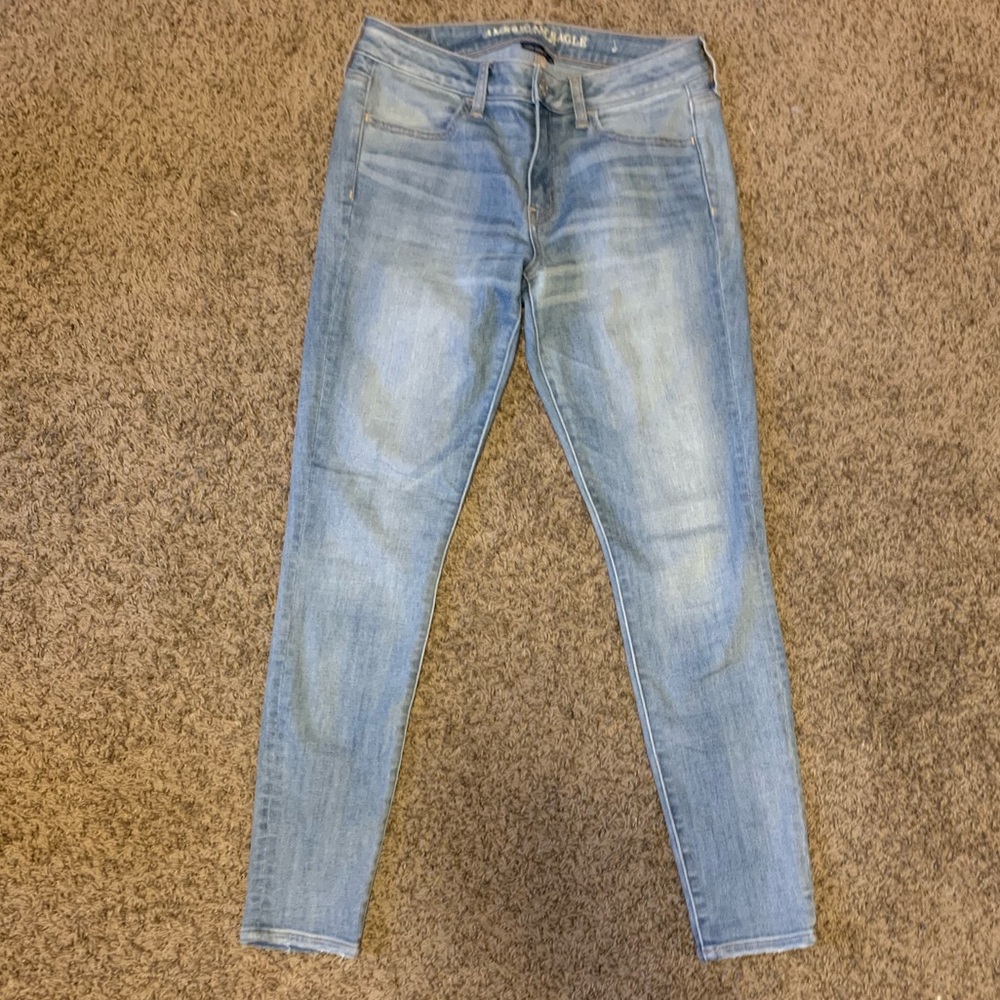 American Eagle Light Wash Jeans